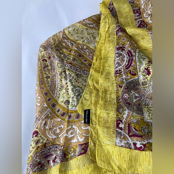 Used Art Silk Print  Scarf Casual Woman Yellow - Picture 10 of 12